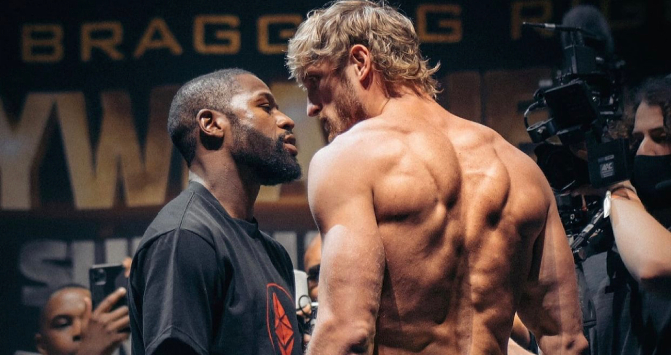 Floyd Mayweather Out Duels Logan Paul