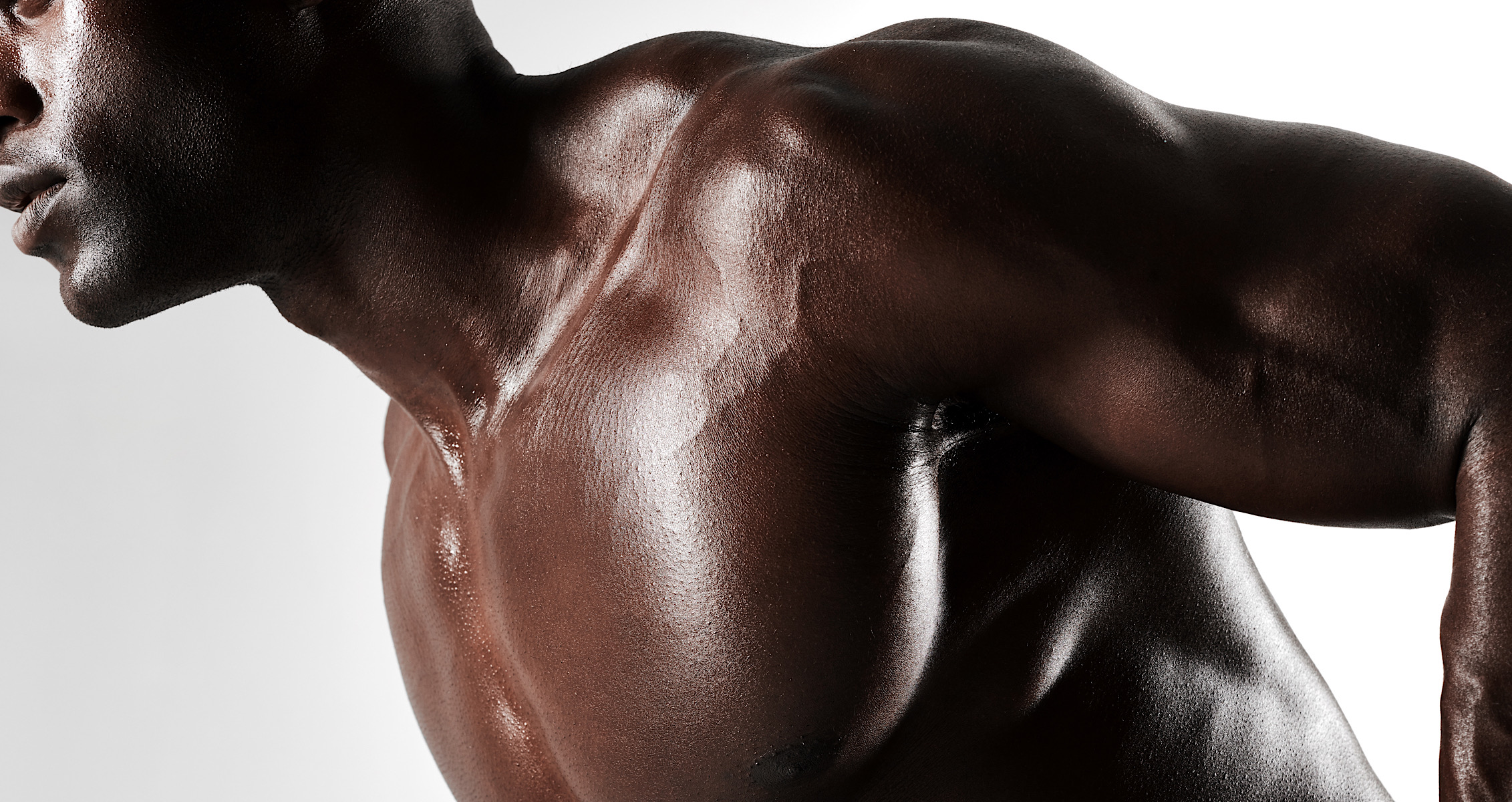 The Eight Best Bodyweight Exercises for Shoulders