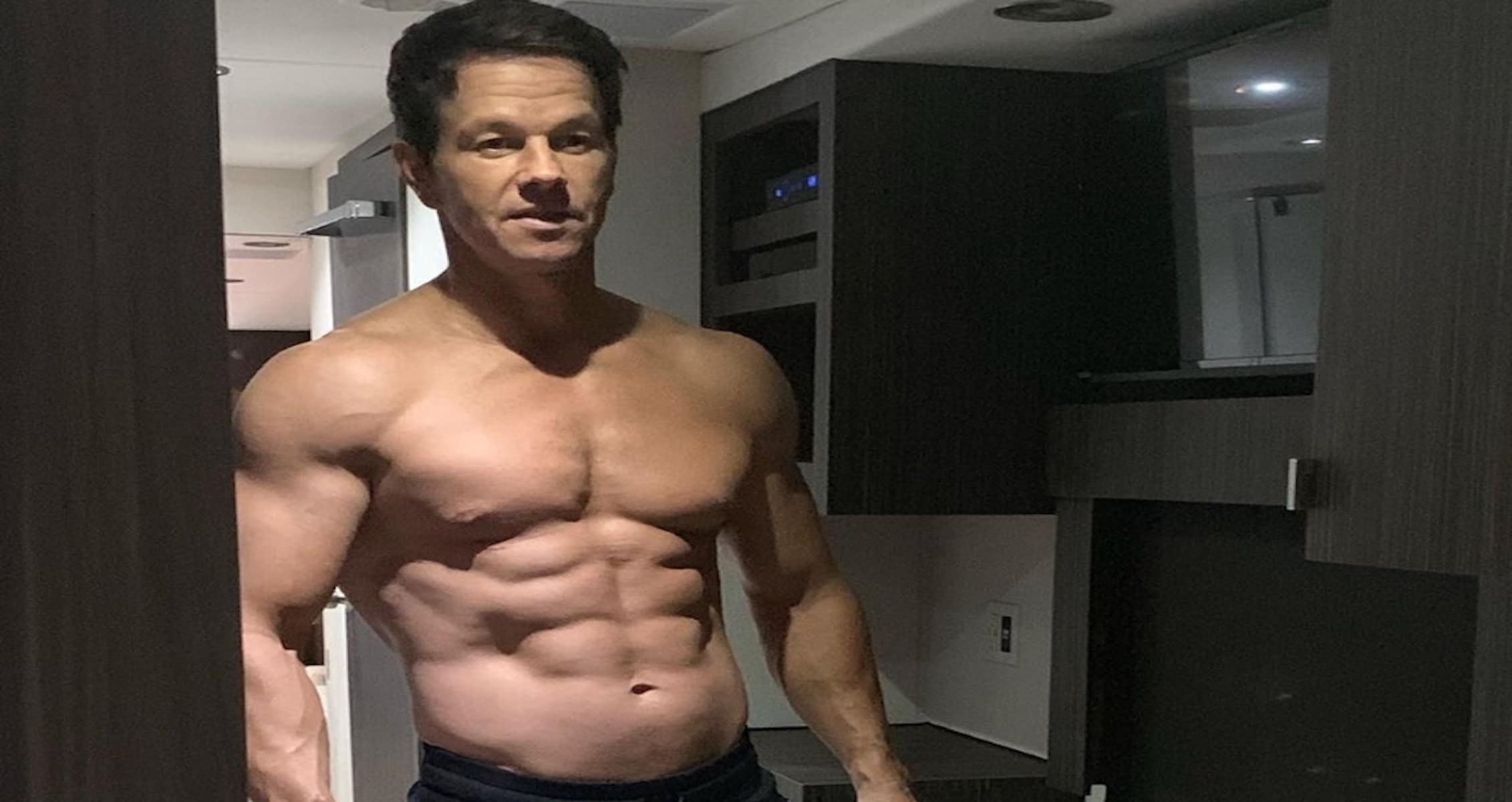 Mark Wahlberg Appears Shredded Once Again After 14-Week Transformation