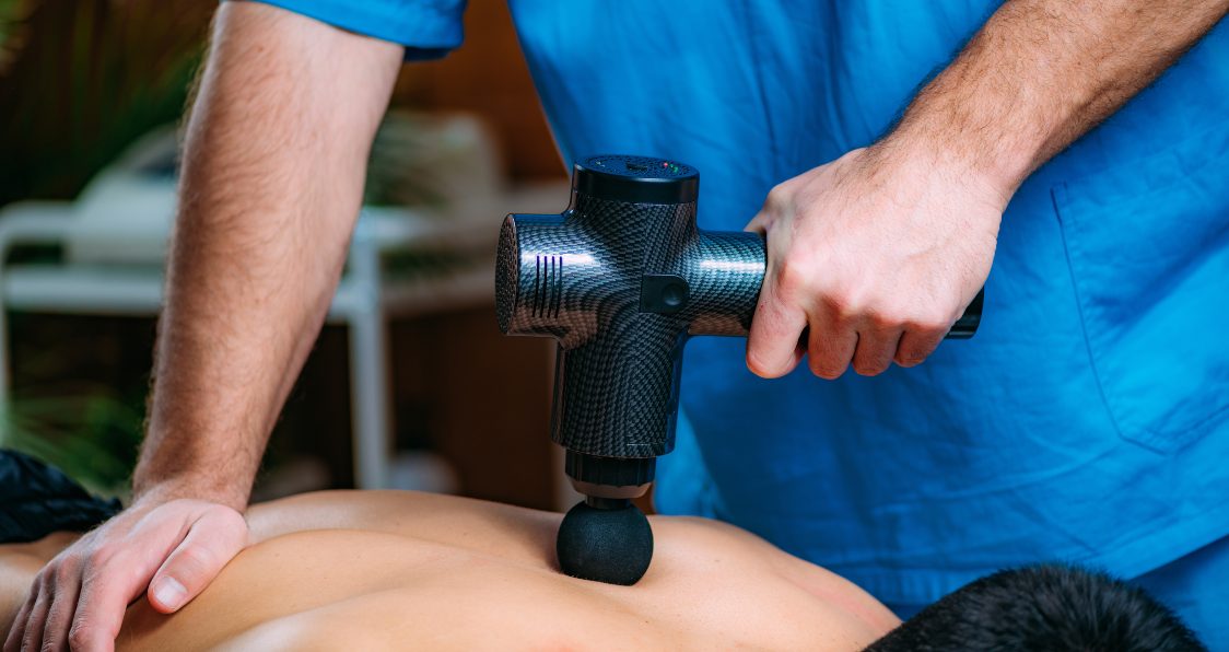 Best Massage Guns For Bodybuilders & Optimal Recovery (Updated 2021)