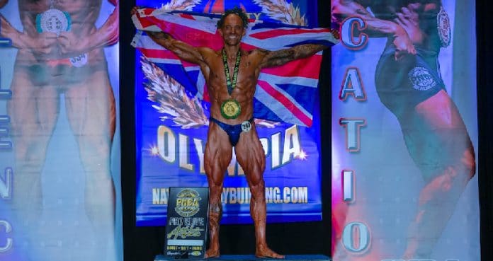 British Natural Bodybuilding Champion Shows Off Jaw-dropping Middle Age Gains