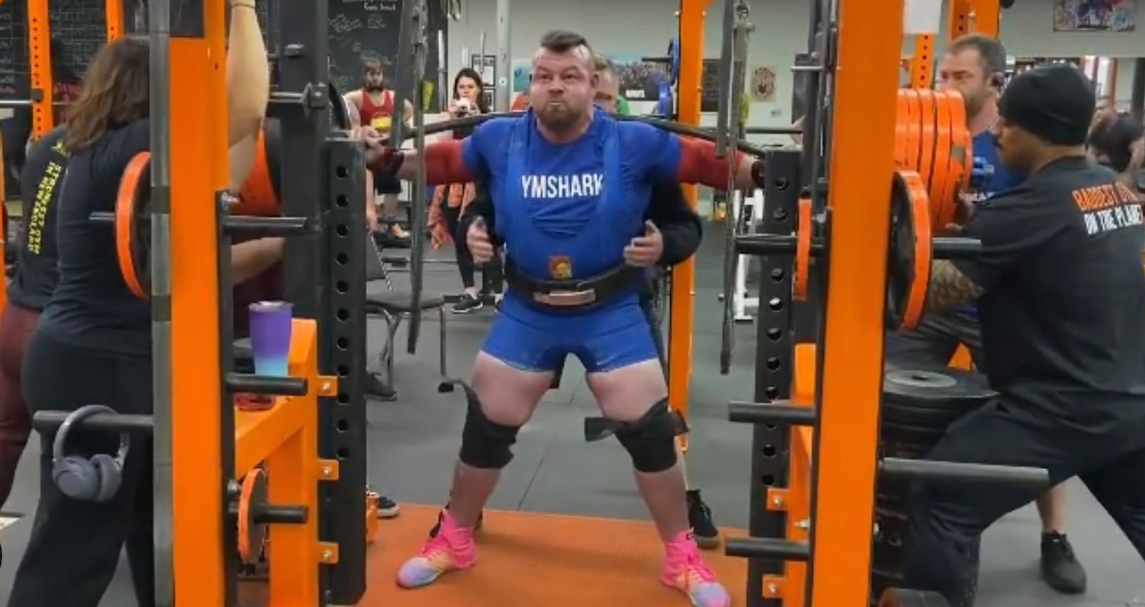 Rob Kearney Shows Superhuman Strength as He Squats a Massive 950Lbs