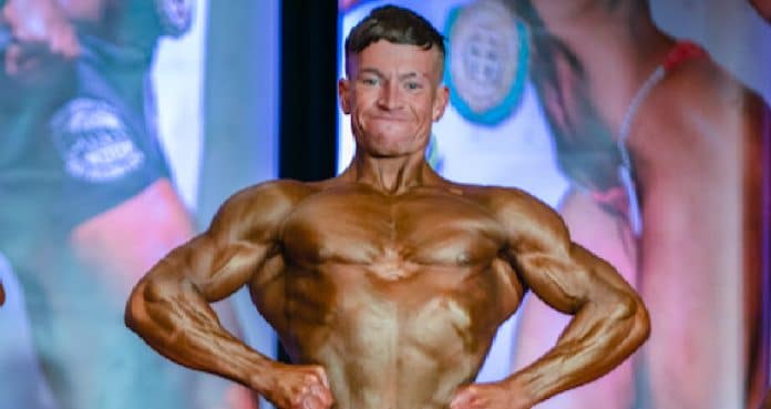 Natural Bodybuilder AJ Morris Says the Smith Machine Is Better for Presses Than Free Weights
