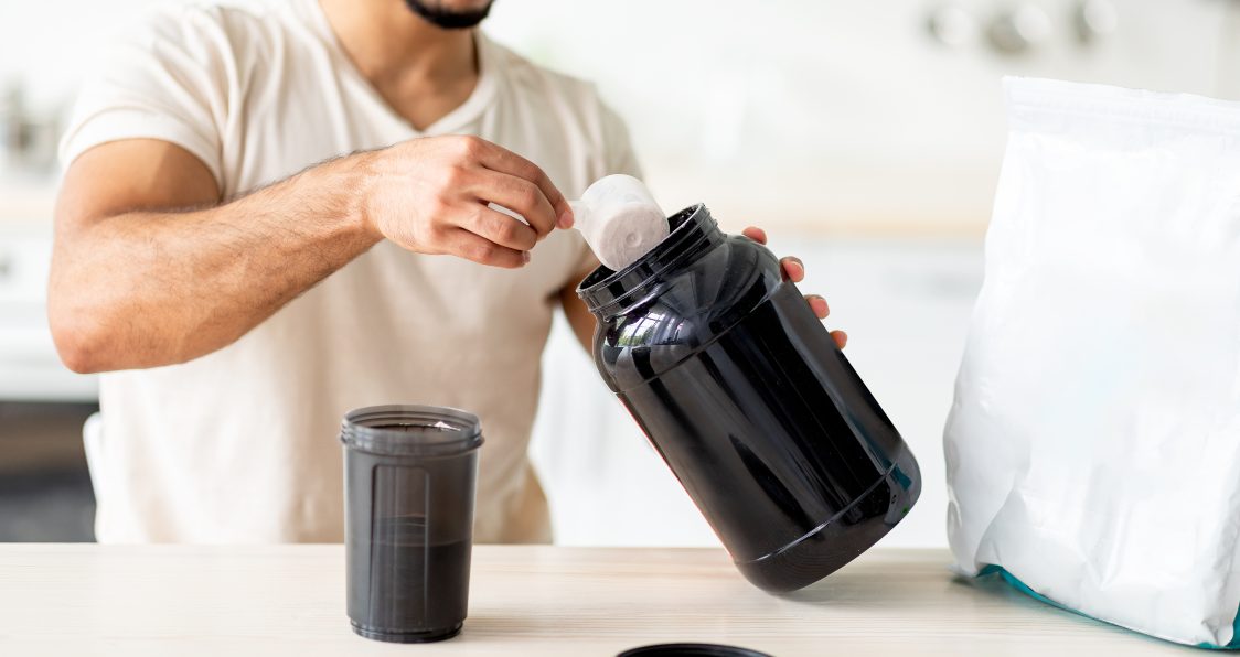 Are Meal Replacements Actually Healthy For Your Gains?