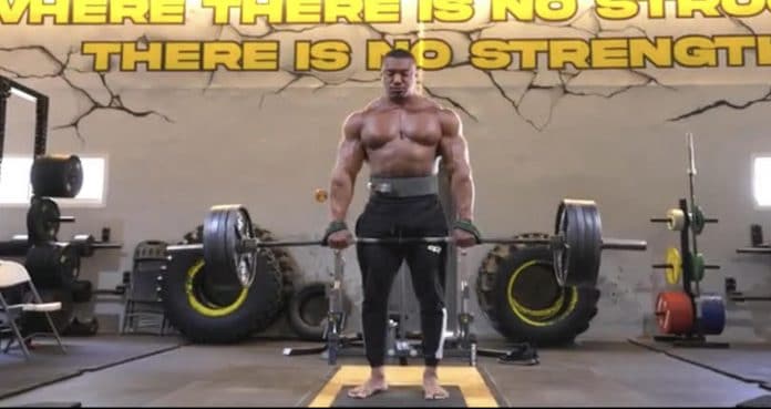 Larry Wheels Wants To Become “Lightest Man” To Deadlift 1,000 Pounds Using Conventional Stance