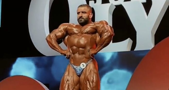 Former Manager Claims Hadi Choopan Injects Synthol To Improve His Physique