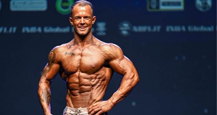 PNBA Bobby Fotheringham Outlines How Much Muscle You Can Build Each Year in Natural Bodybuilding