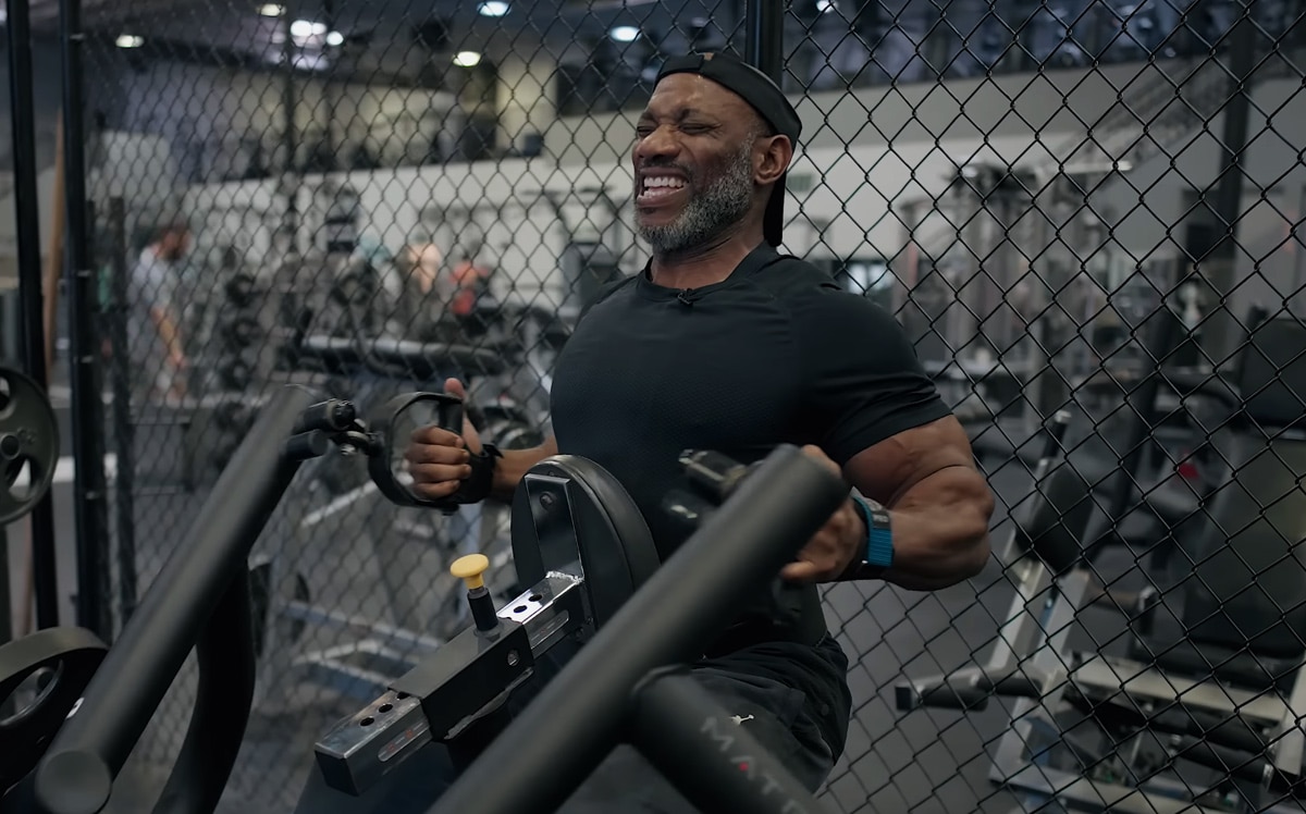 Dexter Jackson Demolishes A Back Workout, Addresses A Health Problem