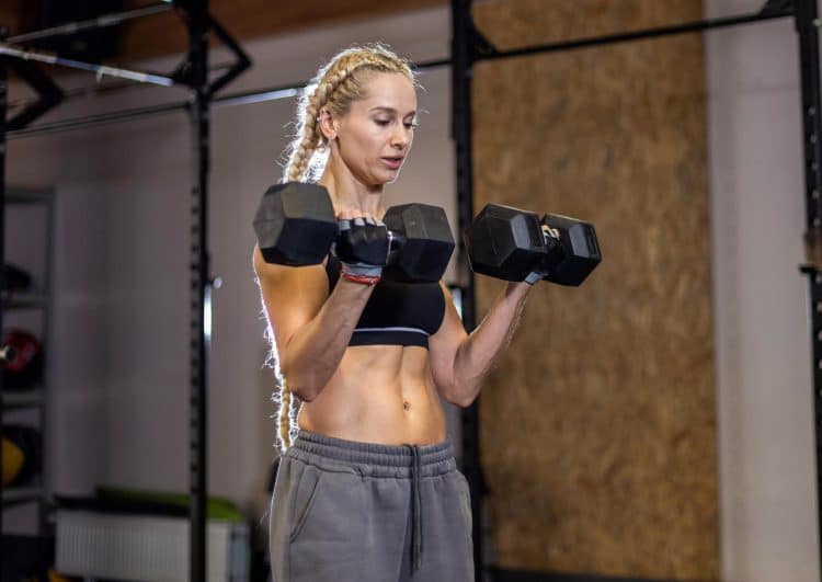 3 Arm Workouts For Women To Build Strong and Sculpted Guns (Featuring 22 Killer Exercisers)
