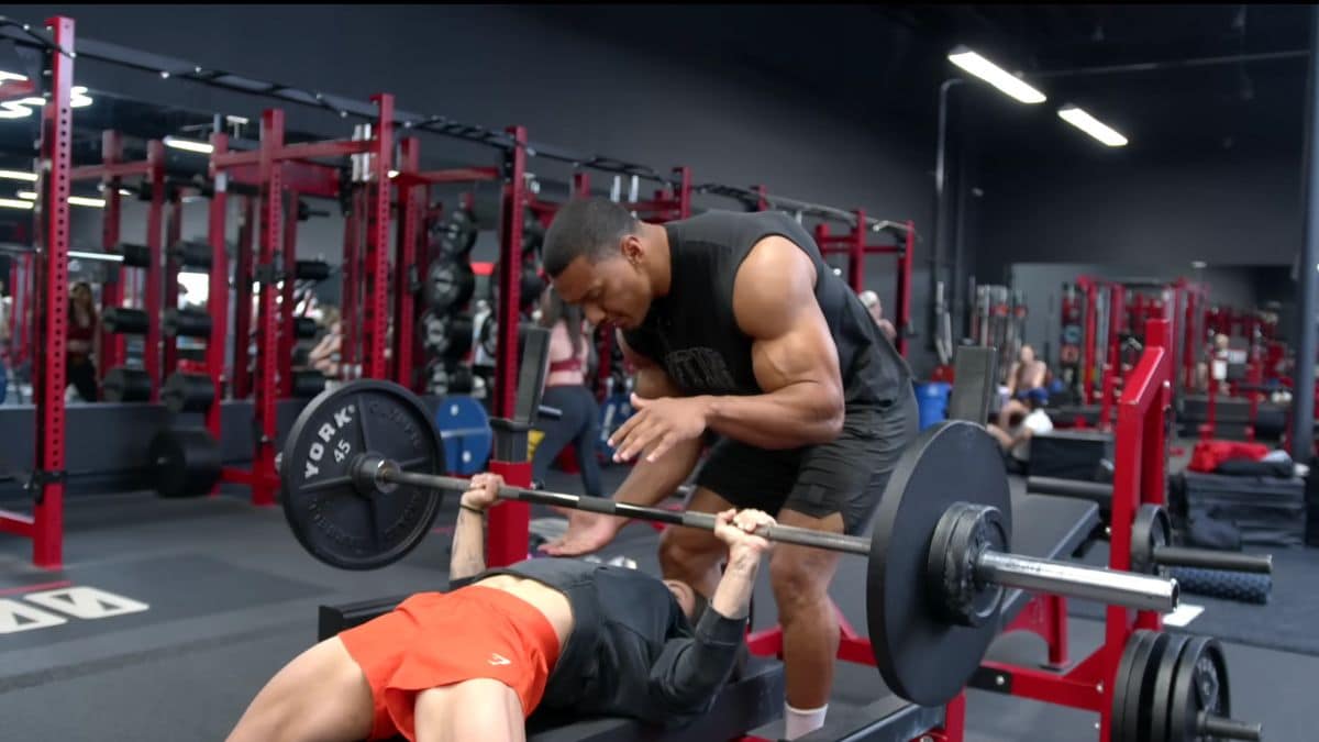 Larry Wheels Cranks Out 405 Lbs Bench Press In A Joint Training Session With Stefi Cohen