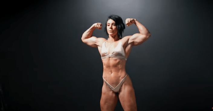 Dana Linn Bailey Shares Physique Update at 40 Years Old, Post-Workout Shake + Lunch 