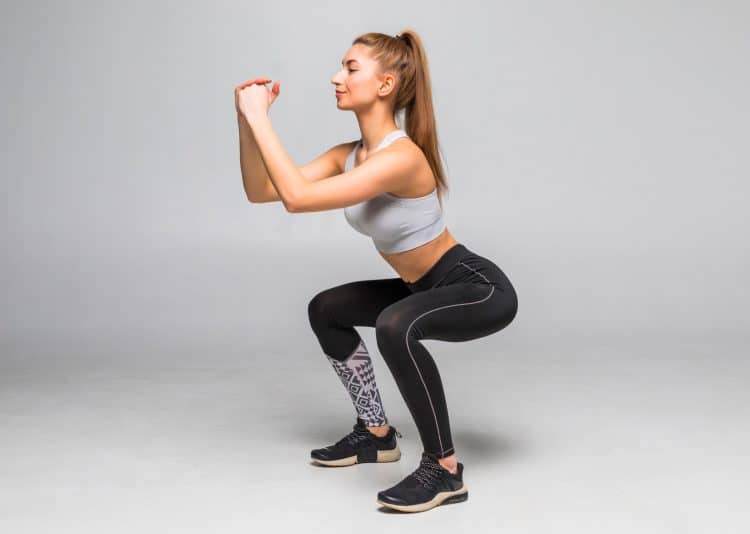 woman-doing-squats-1-750x534-1.jpg