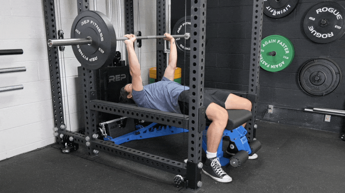 barbell-bench-press-barbend-movement-gif-masters.gif