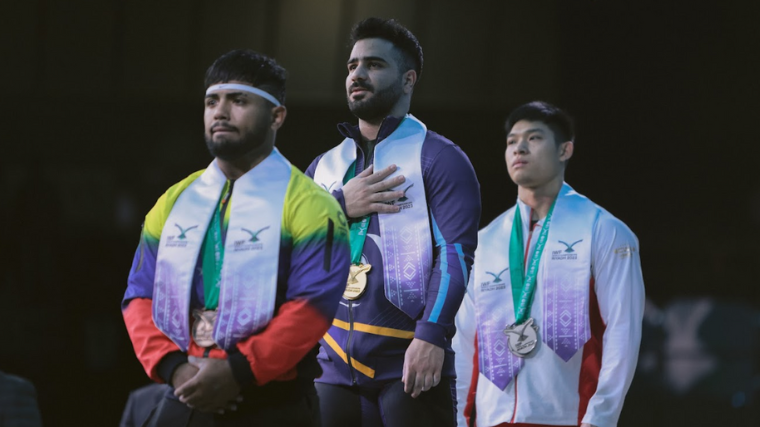 Iran’s Mir Mostafa Javadi Wins Men’s 89KG Division in Major Upset at 2023 World Weightlifting Championships