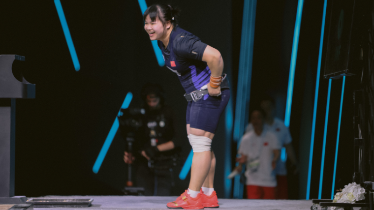 Liang Xiaomei (81KG) Sets 159-Kilogram Clean & Jerk World Record at 2023 World Weightlifting Championships