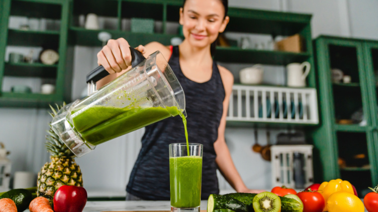 How to Make Homemade Meal Replacement Shakes to Fuel Your Training Goals