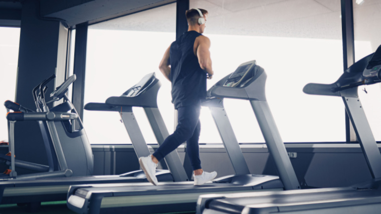 jogging-treadmill-1963834618.jpg