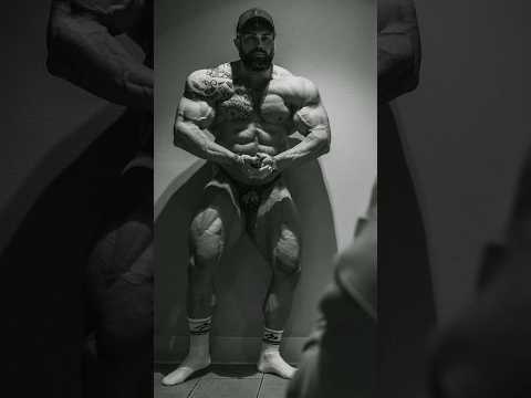 The best bodybuilder from Italy Andrea Presti 3 days out of Mr olympia 2023 , top 10 ? #bodybuilding