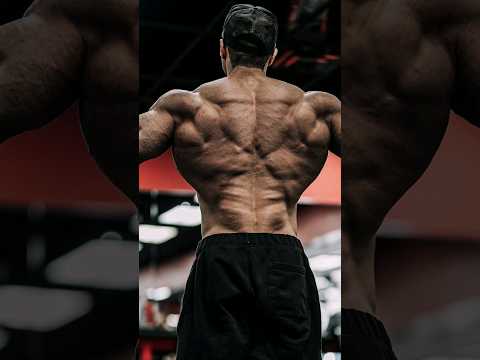 Best back in Classic bodybuilding? Michael Daboul ready for another contest