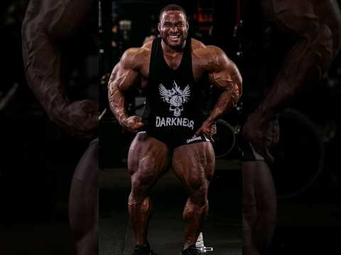 Carlos Thomas Jr is as freaky as the come