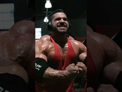 Will Derek Lunsford be able to get cross striated chest like Hadi Choopan