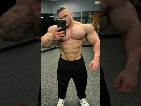 That conditioning at 14 weeks out is ridiculous by Nick Walker