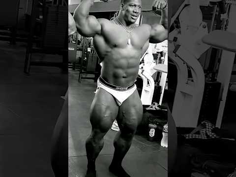 Rubiel Mosquera,  Neckzilla at te start of prep for 2024