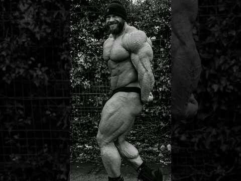 Next Branch Wareen of Bodybuilding? James looking training with Branch 5 days out and looking nuts