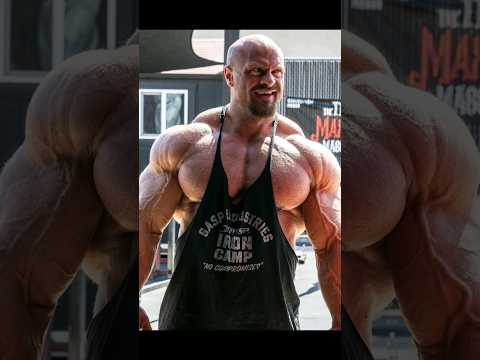 James Hollingshead giving Dennis James and Branch Warren vibes , 3 days out,  full as a house
