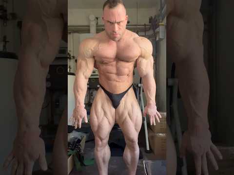 10 bodybuilding shows in 1 year , Roman Fritz is a freak of nature